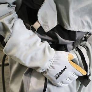 Abrasive Blast Suit & Gloves - Image 7