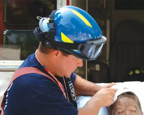 USRX Fire Helmet - Image 5